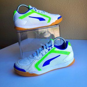 PUMA Pressing 2 Indoor Soccer Shoes White/Bluemazing/Green - size 7 (Men/Youth)